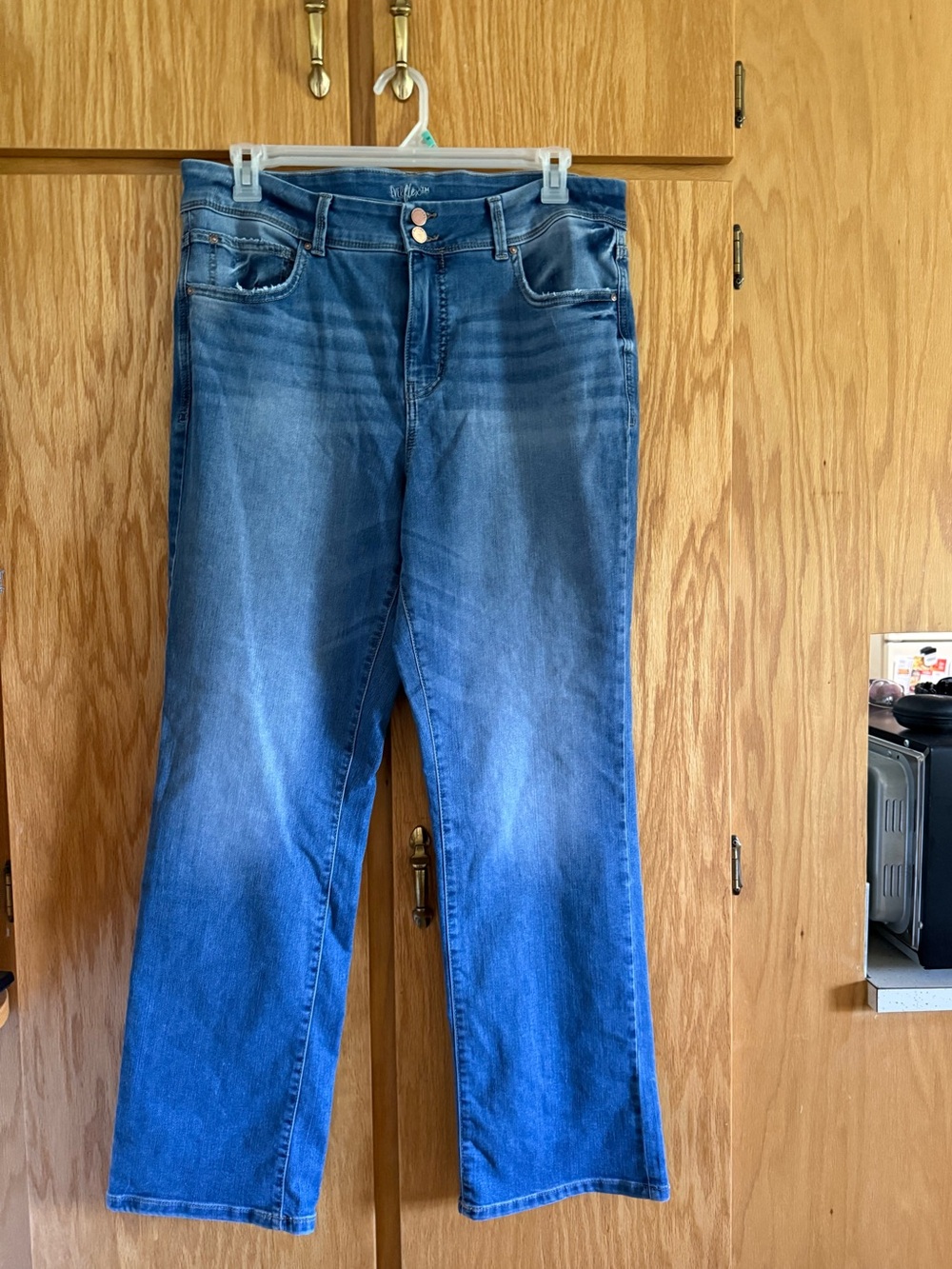 Maurices Everflex HighRise Bootcut Jeans Size 18W Regular LightWash StretchDenim